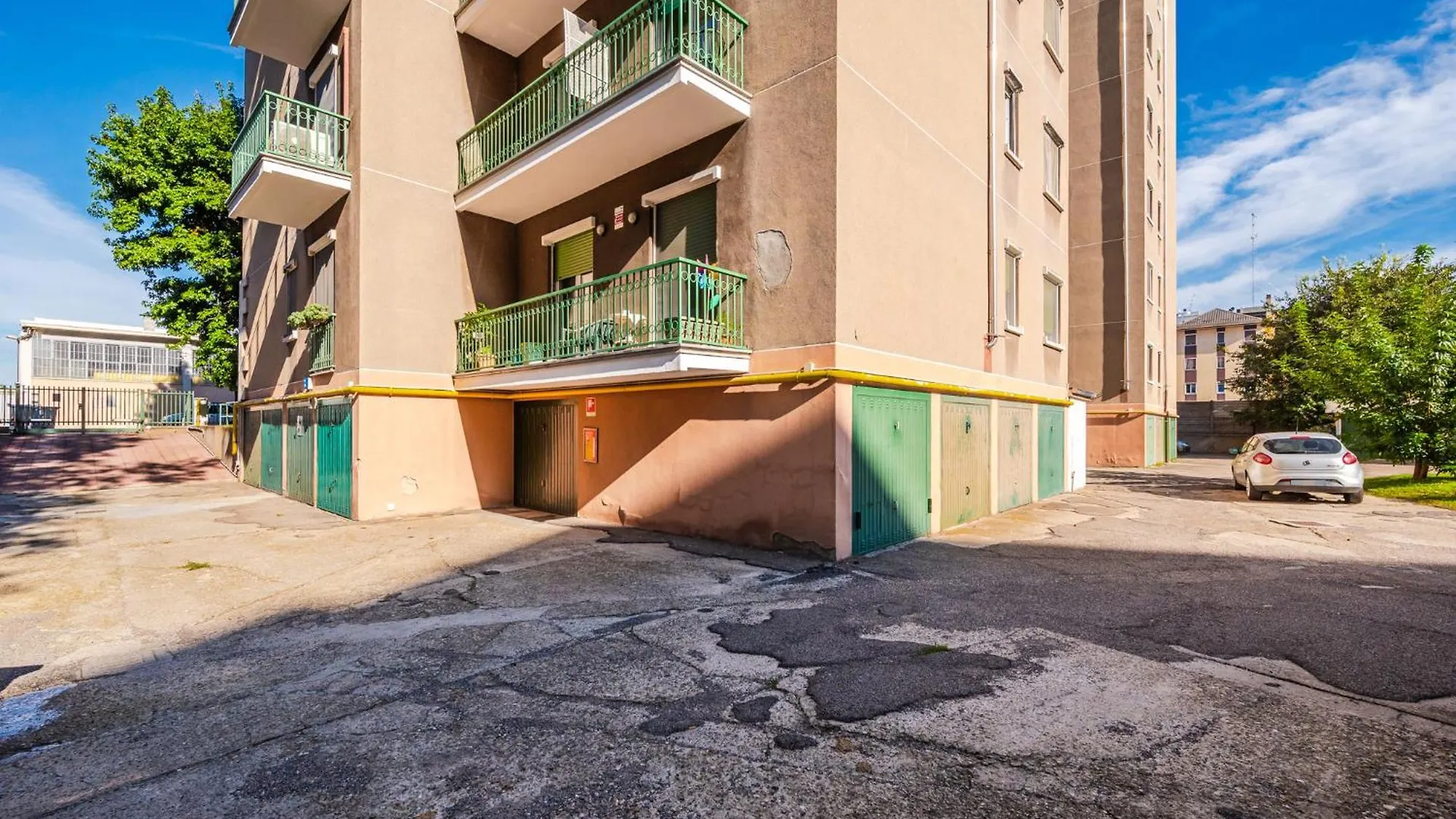 Guest house Casa Torino 101, Camere A Rozzano - Forum Assago A 7 Minuti, Ospedale Humanitas A 5 Minuti - Smartstay Rozzano Italy
