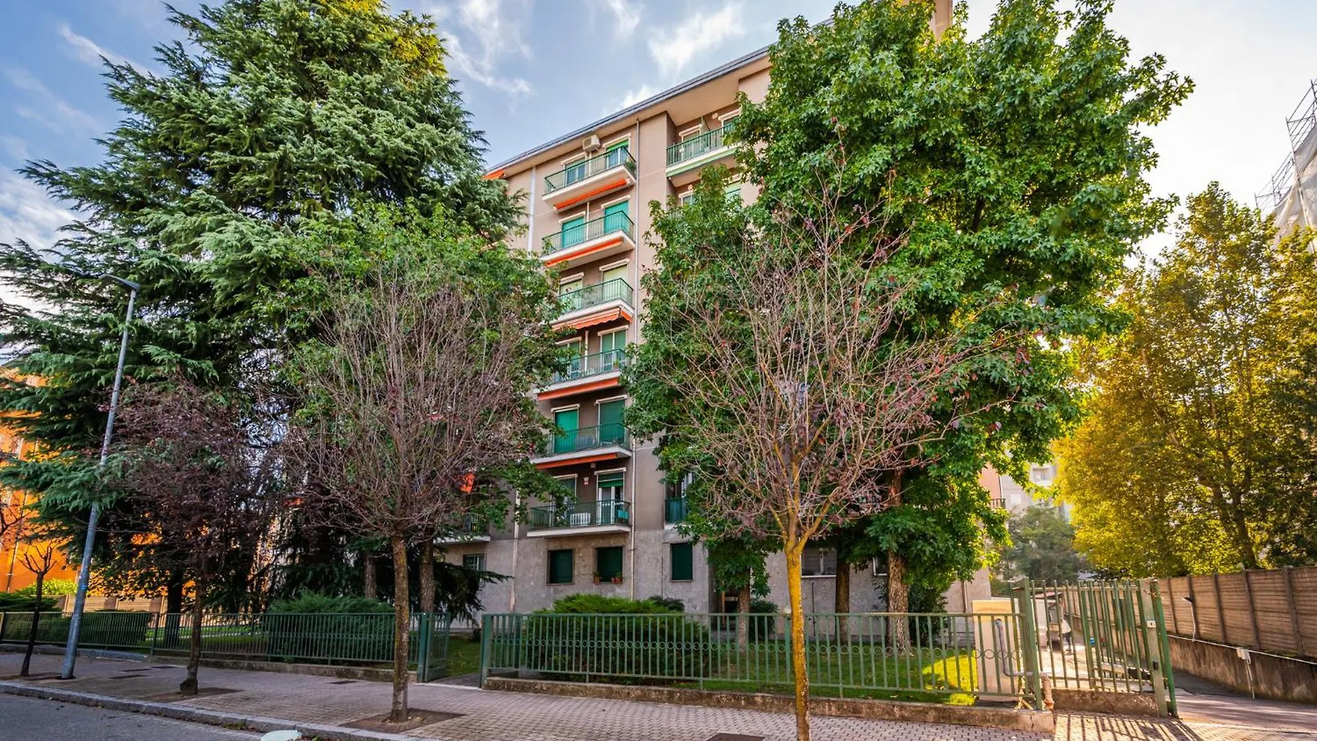 Guest house Casa Torino 101, Camere A Rozzano - Forum Assago A 7 Minuti, Ospedale Humanitas A 5 Minuti - Smartstay Rozzano