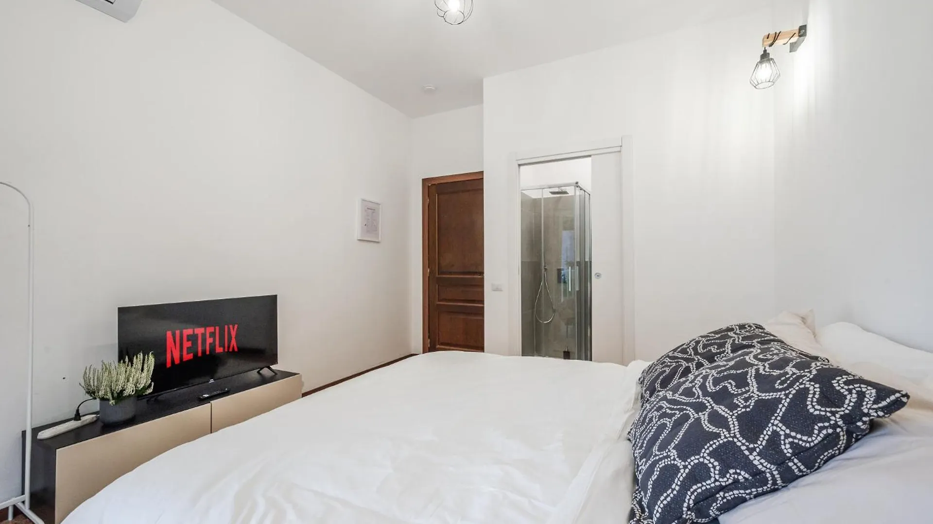Guest house Casa Torino 101, Camere A Rozzano - Forum Assago A 7 Minuti, Ospedale Humanitas A 5 Minuti - Smartstay Rozzano