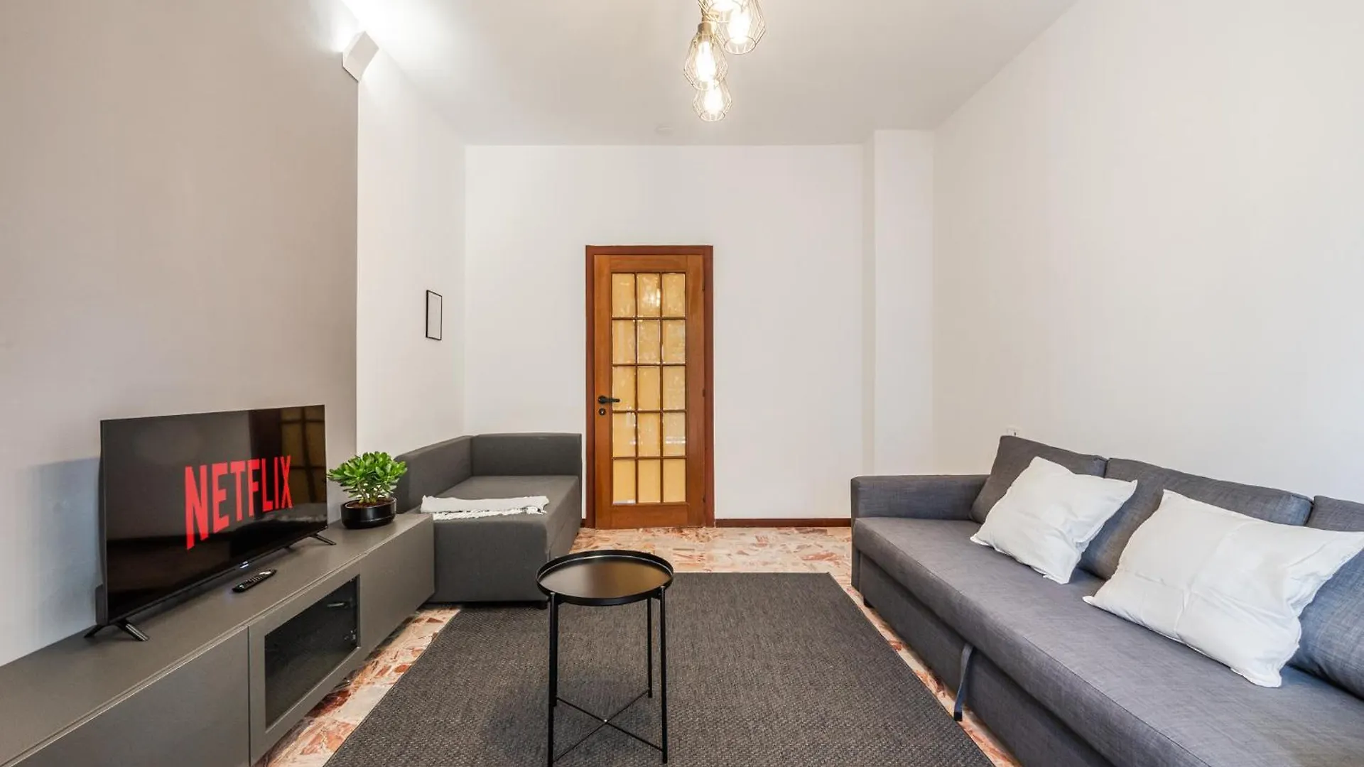 Casa Torino 101, Camere A Rozzano - Forum Assago A 7 Minuti, Ospedale Humanitas A 5 Minuti - Smartstay Rozzano Guest house