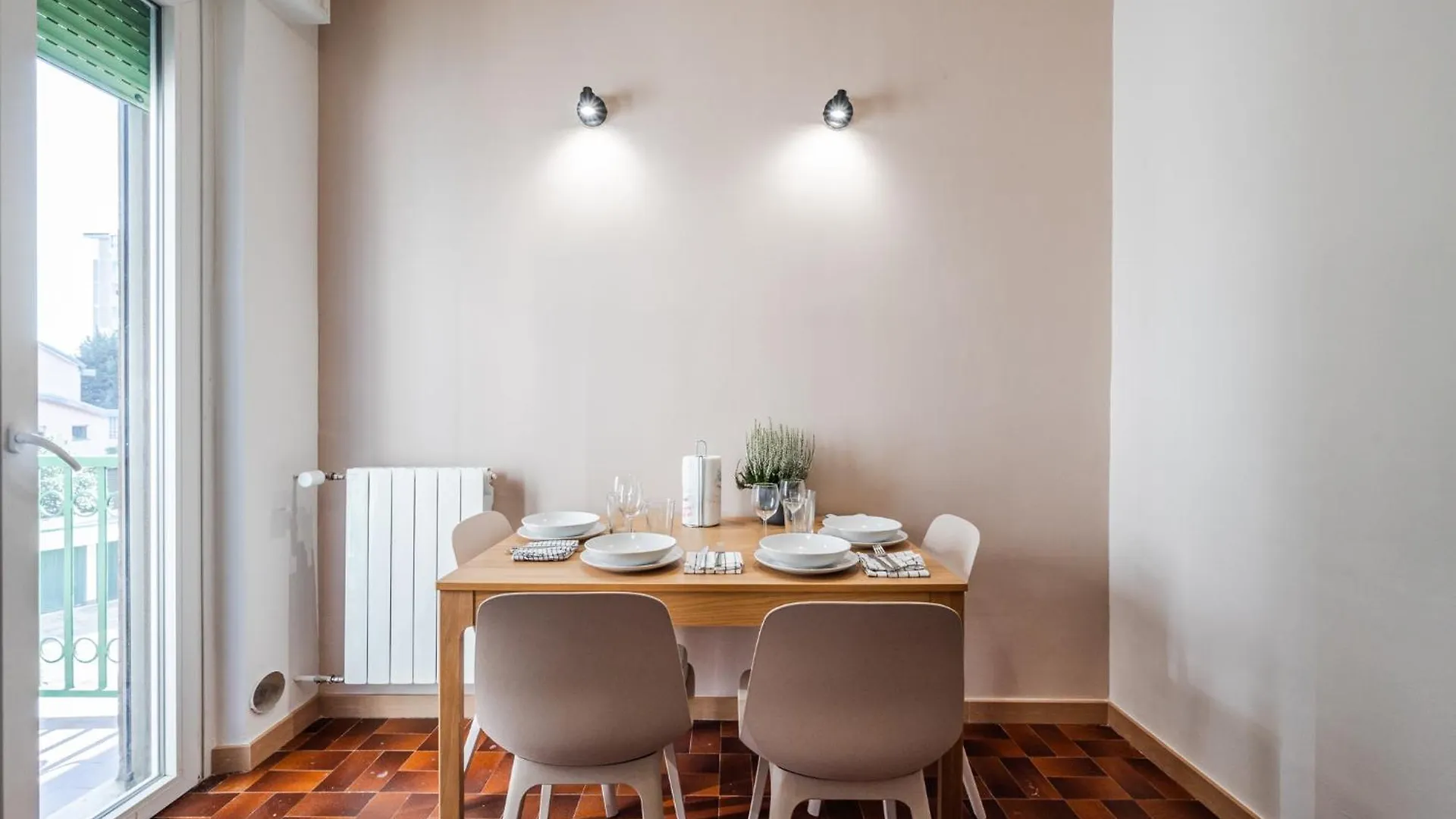 Casa Torino 101, Camere A Rozzano - Forum Assago A 7 Minuti, Ospedale Humanitas A 5 Minuti - Smartstay Rozzano