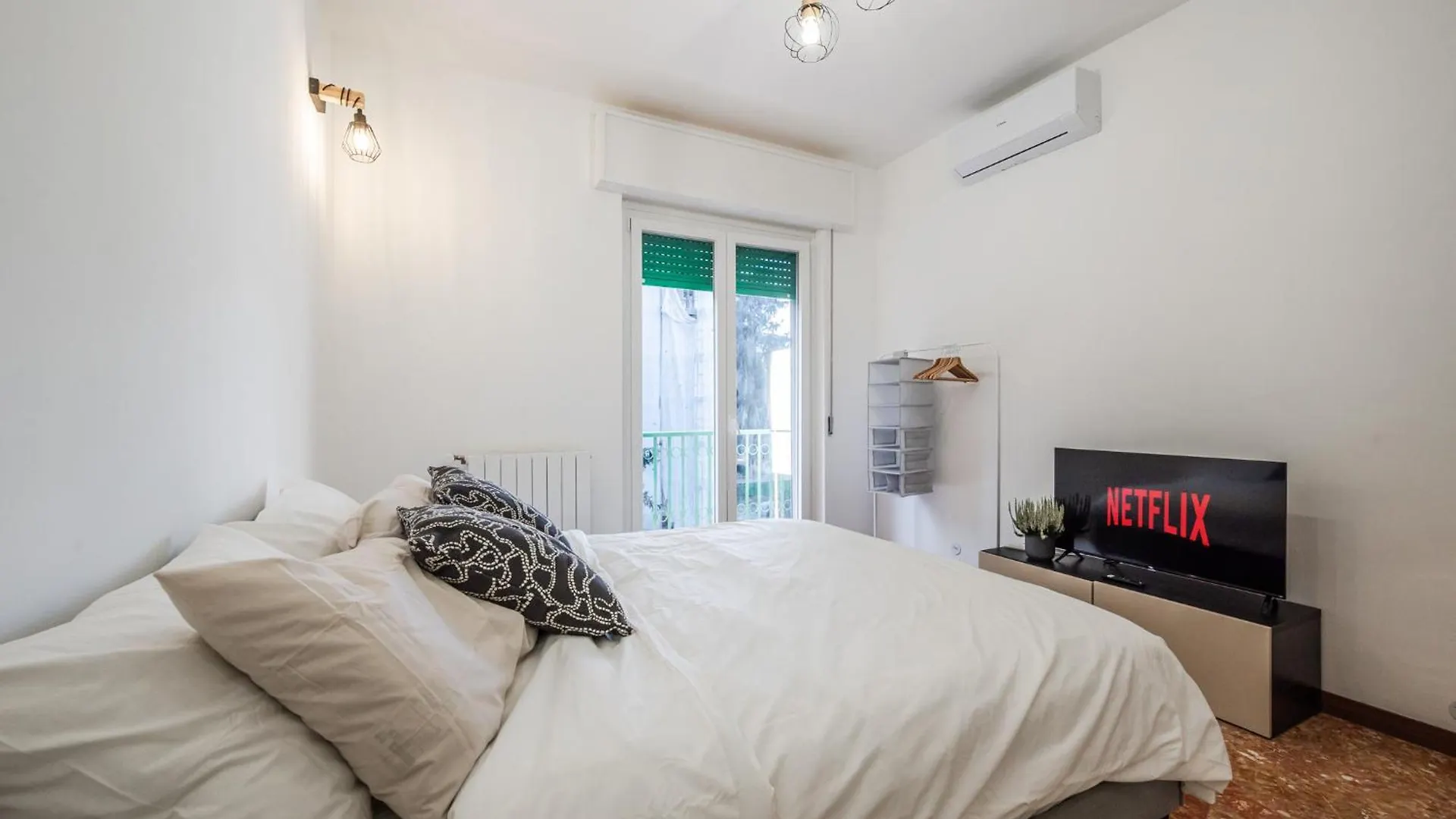 Guest house Casa Torino 101, Camere A Rozzano - Forum Assago A 7 Minuti, Ospedale Humanitas A 5 Minuti - Smartstay Rozzano