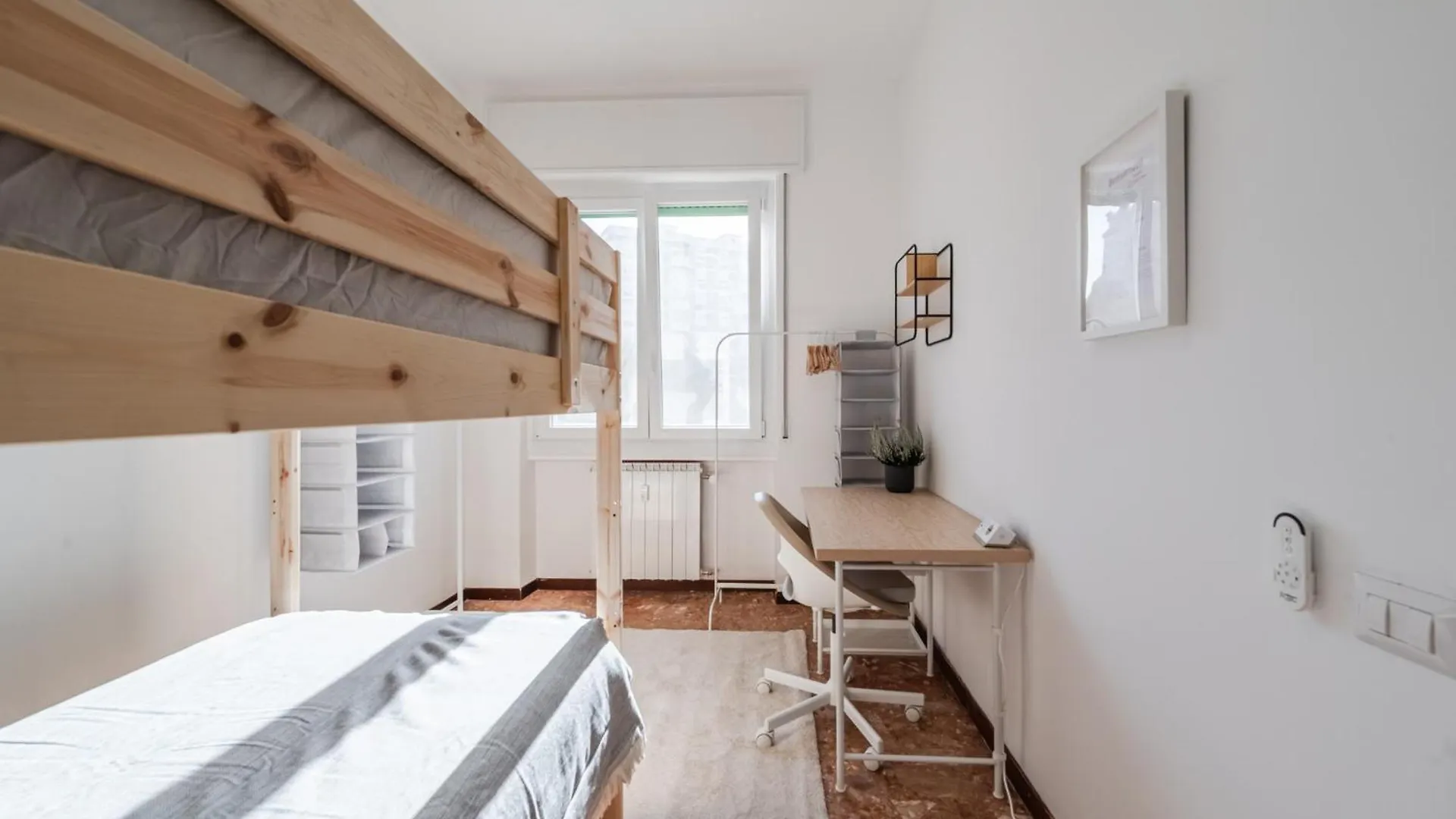 Casa Torino 101, Camere A Rozzano - Forum Assago A 7 Minuti, Ospedale Humanitas A 5 Minuti - Smartstay Rozzano Guest house