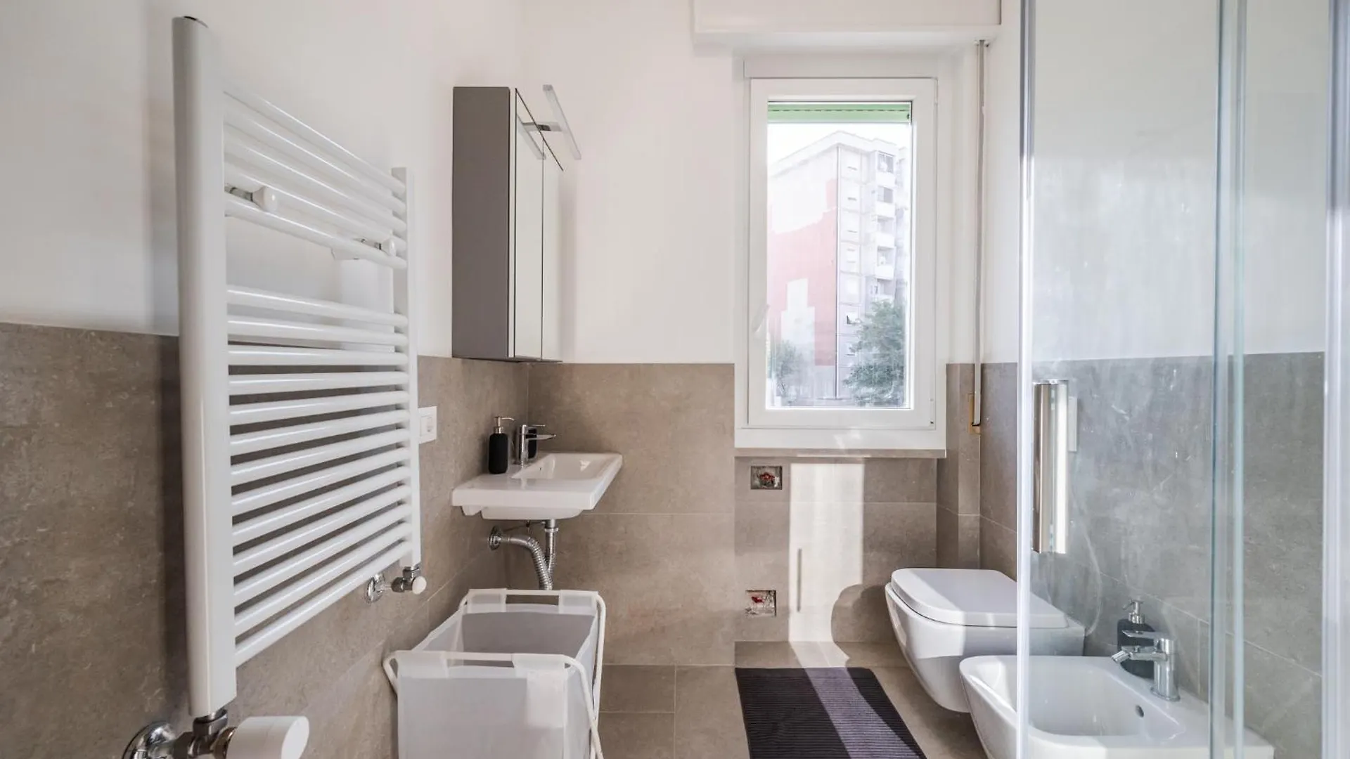 Casa Torino 101, Camere A Rozzano - Forum Assago A 7 Minuti, Ospedale Humanitas A 5 Minuti - Smartstay روتسانو إيطاليا